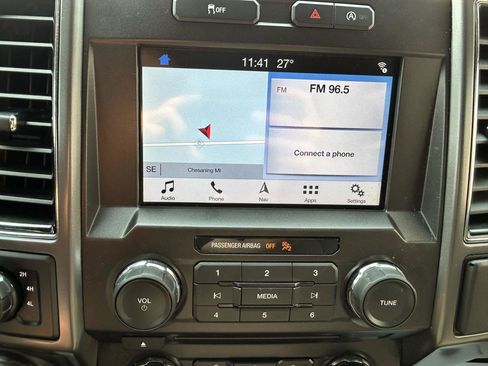 Used 2018 Ford F150 XLT w/ Equipment Group 302A Luxury AWD/4WD image 21