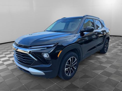 Used 2025 Chevrolet TrailBlazer LT image 6