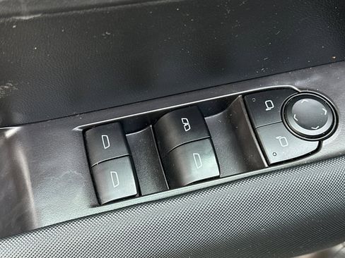 Certified 2023 Chevrolet Colorado Z71 w/ Z71 Convenience Package 2 image 12