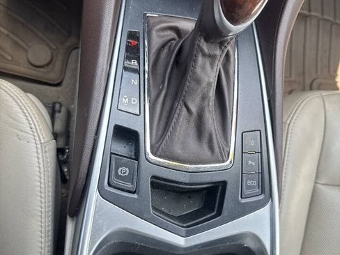 Used 2015 Cadillac SRX Luxury w/ Driver Awareness Package AWD/4WD image 21