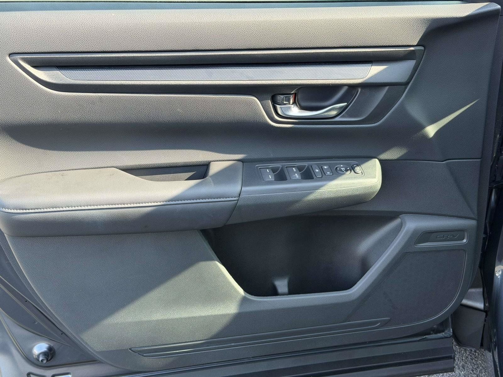Certified 2026 Honda CR-V EX image 6