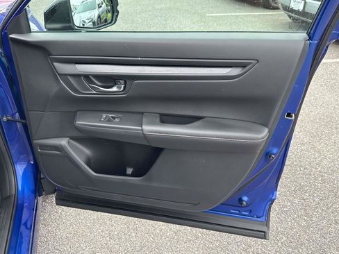Used 2025 Honda CR-V Sport image 15