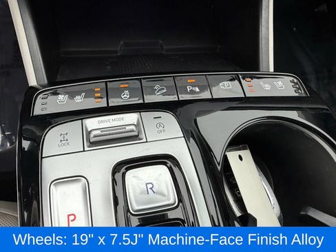 Used 2023 Hyundai Tucson Limited AWD/4WD image 30