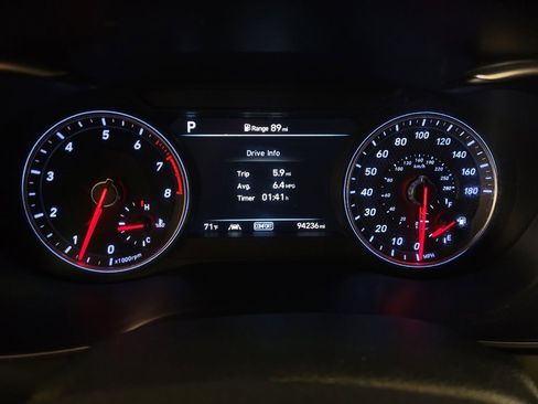 Used 2020 Genesis G70 3.3T image 23