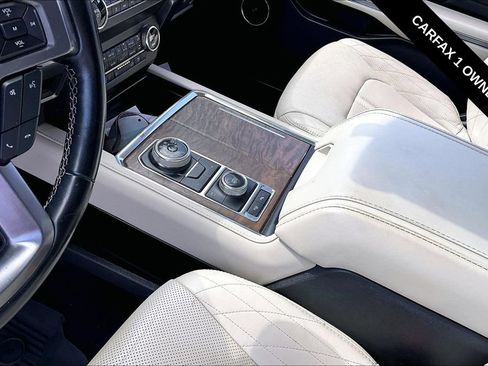Used 2019 Ford Expedition Platinum AWD/4WD image 8