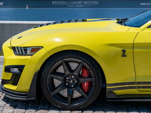 Used 2021 Ford Mustang Shelby GT500 w/ Carbon Fiber Track Pack RWD image 39