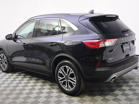 Used 2020 Ford Escape SEL image 2