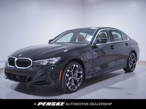 Used 2025 BMW 330i Sedan w/ Convenience Package RWD image 1