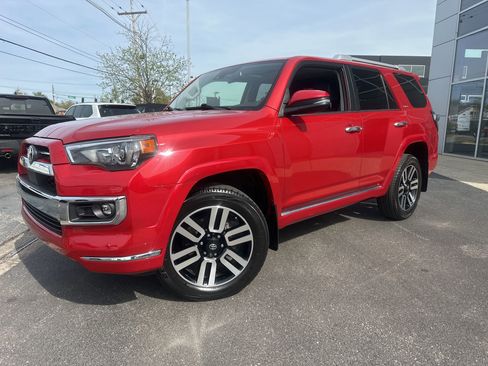 Used 2021 Toyota 4Runner Limited image 1