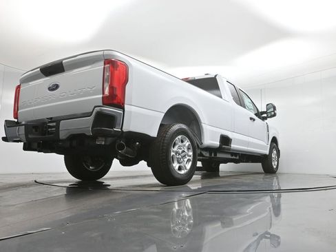 New 2026 Ford F250 XLT image 43