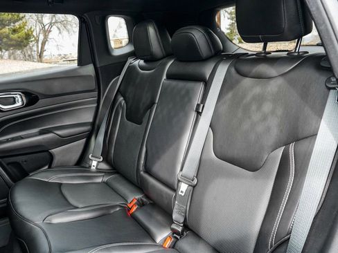 Used 2023 Jeep Compass High Altitude image 16