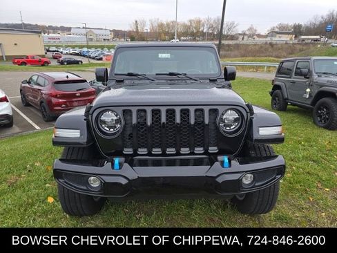 Used 2022 Jeep Wrangler Unlimited Sahara image 8
