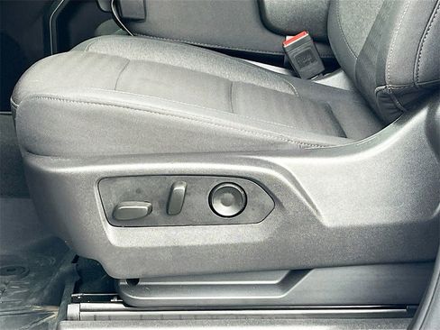 Used 2025 Chevrolet Silverado 1500 LT image 18