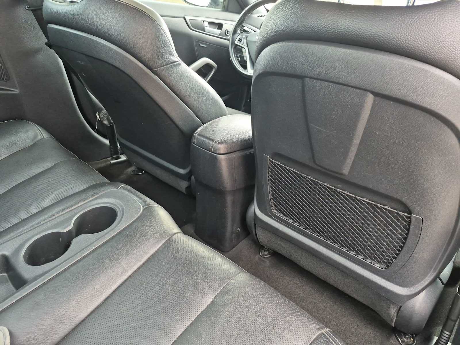 Used 2016 Hyundai Veloster Turbo FWD image 17