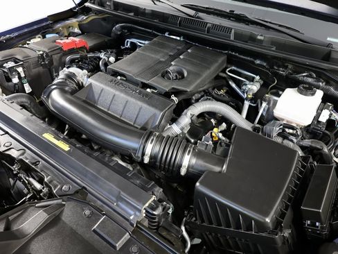 Used 2024 Nissan Frontier SL w/ Technology Package image 34