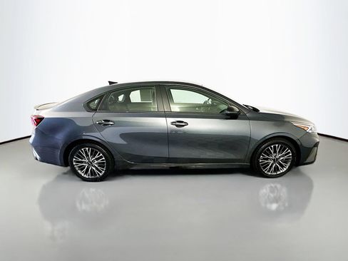 Used 2022 Kia Forte GT-Line w/ GT-Line Technology Package FWD image 8