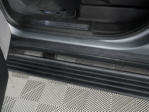 Used 2023 GMC Yukon XL Denali Ultimate w/ LPO, Floor Liner Package image 18