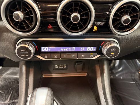Used 2021 Nissan Sentra SV FWD image 18