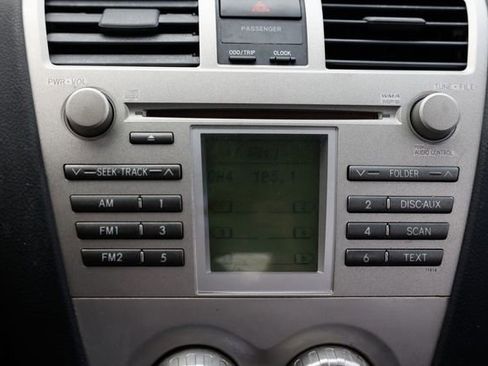 Used 2008 Toyota Yaris Sedan image 32