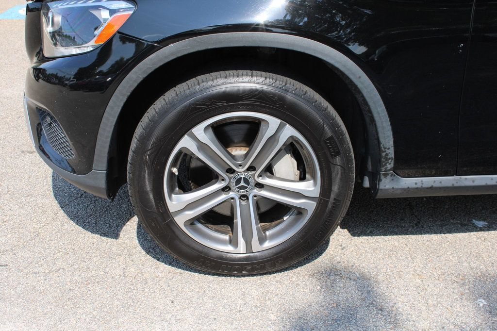 Used 2019 Mercedes-Benz GLC 300 4MATIC image 36