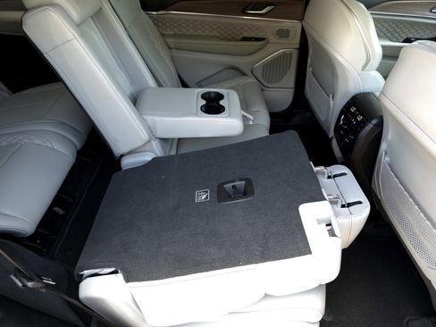 Used 2021 Jeep Grand Cherokee L Summit w/ Luxury Tech Group V image 45