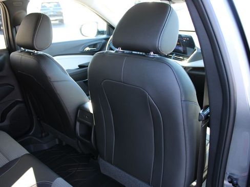 New 2026 Chevrolet Trax LT image 28