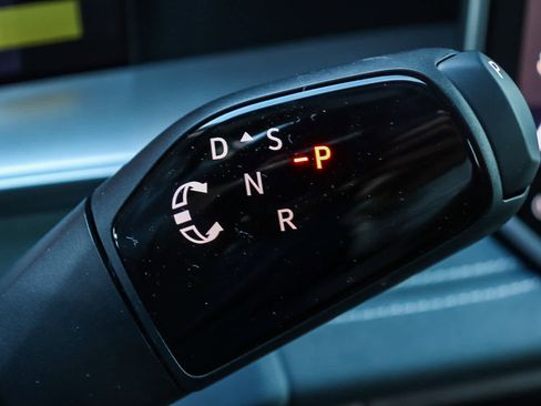 New 2026 Volkswagen Tiguan SE R-Line image 20