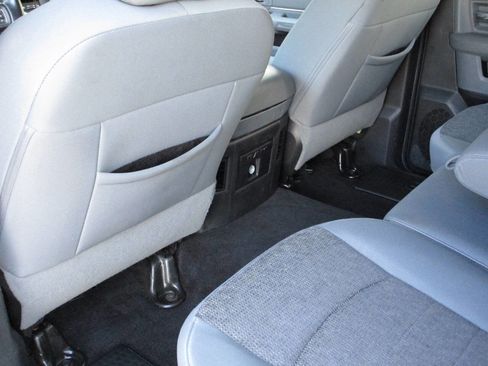 Used 2017 RAM 1500 Big Horn image 12