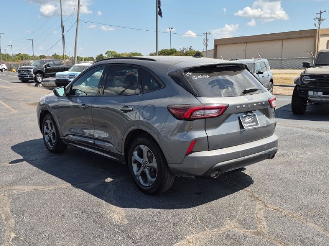 Used 2024 Ford Escape ST-Line w/ Tech Pack #1 FWD image 5