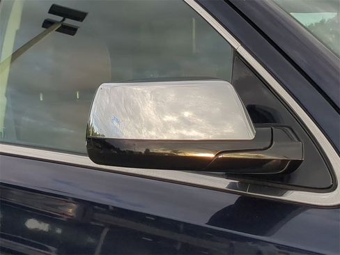 Used 2018 Chevrolet Tahoe Premier image 13