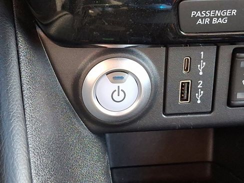 Used 2022 Nissan Leaf SV image 20