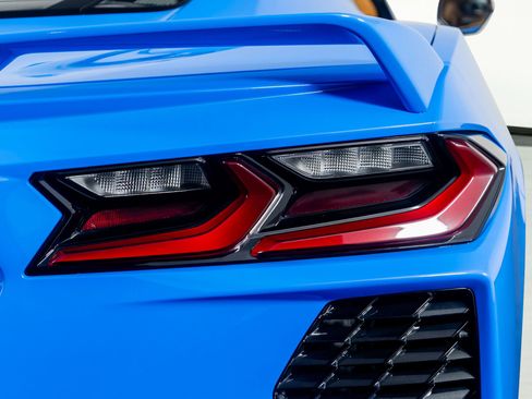 Used 2020 Chevrolet Corvette Stingray Premium Cpe w/ 3LT image 14