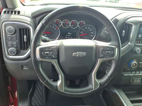 Used 2021 Chevrolet Silverado 1500 LT Trail Boss AWD/4WD image 7