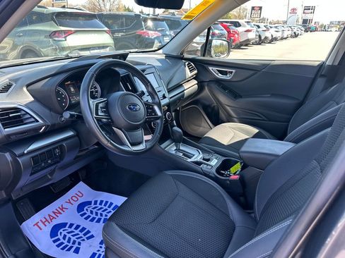 Used 2020 Subaru Forester Premium AWD/4WD image 9