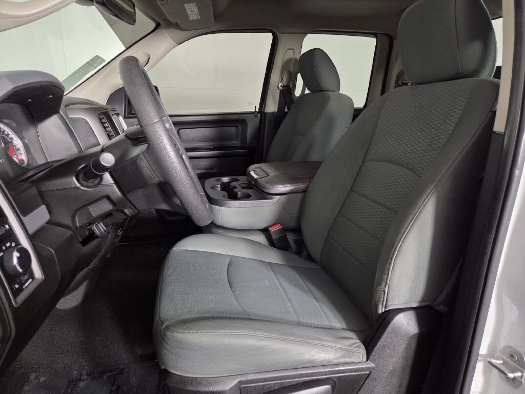 Used 2019 RAM 1500 Tradesman w/ Chrome Plus Package RWD image 12