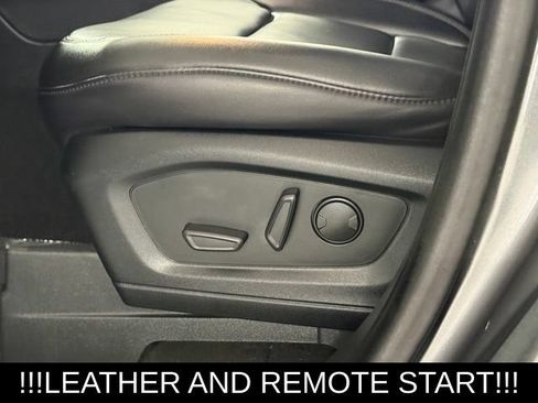 Used 2023 Ford Explorer XLT w/ Equipment Group 202A AWD/4WD image 26
