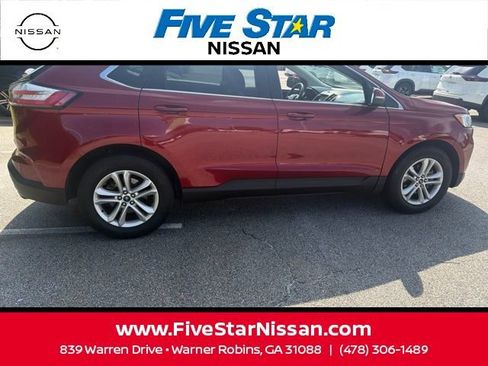 Used 2019 Ford Edge SEL w/ Equipment Group 201A FWD image 12