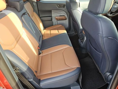 Used 2024 Ford Maverick Lariat image 21