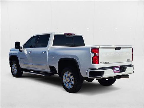 Used 2023 Chevrolet Silverado 2500 High Country w/ Z71 Off-Road Package image 8