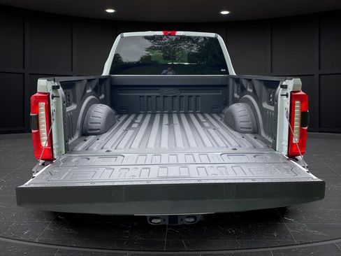 New 2026 Ford F250 Lariat w/ Black Appearance Package AWD/4WD image 24