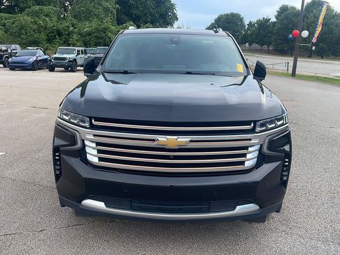 Used 2021 Chevrolet Tahoe High Country AWD/4WD image 2