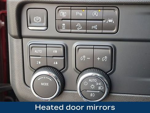 Used 2025 Chevrolet Tahoe Z71 image 27