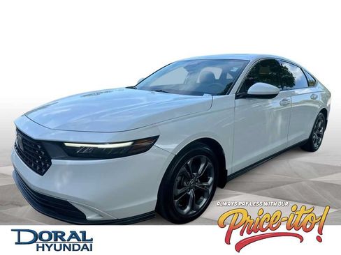 Used 2023 Honda Accord EX image 1