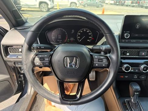 Used 2024 Honda Civic Sport image 25