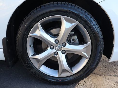 Used 2014 Toyota Venza XLE image 47