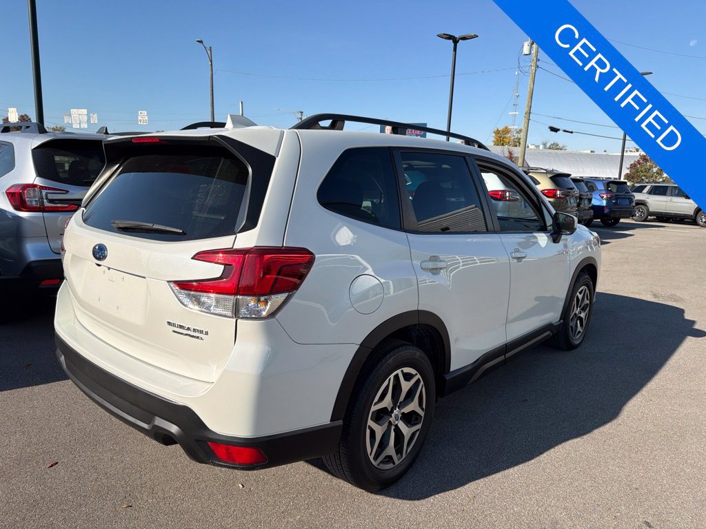 Used 2023 Subaru Forester Premium AWD/4WD image 3