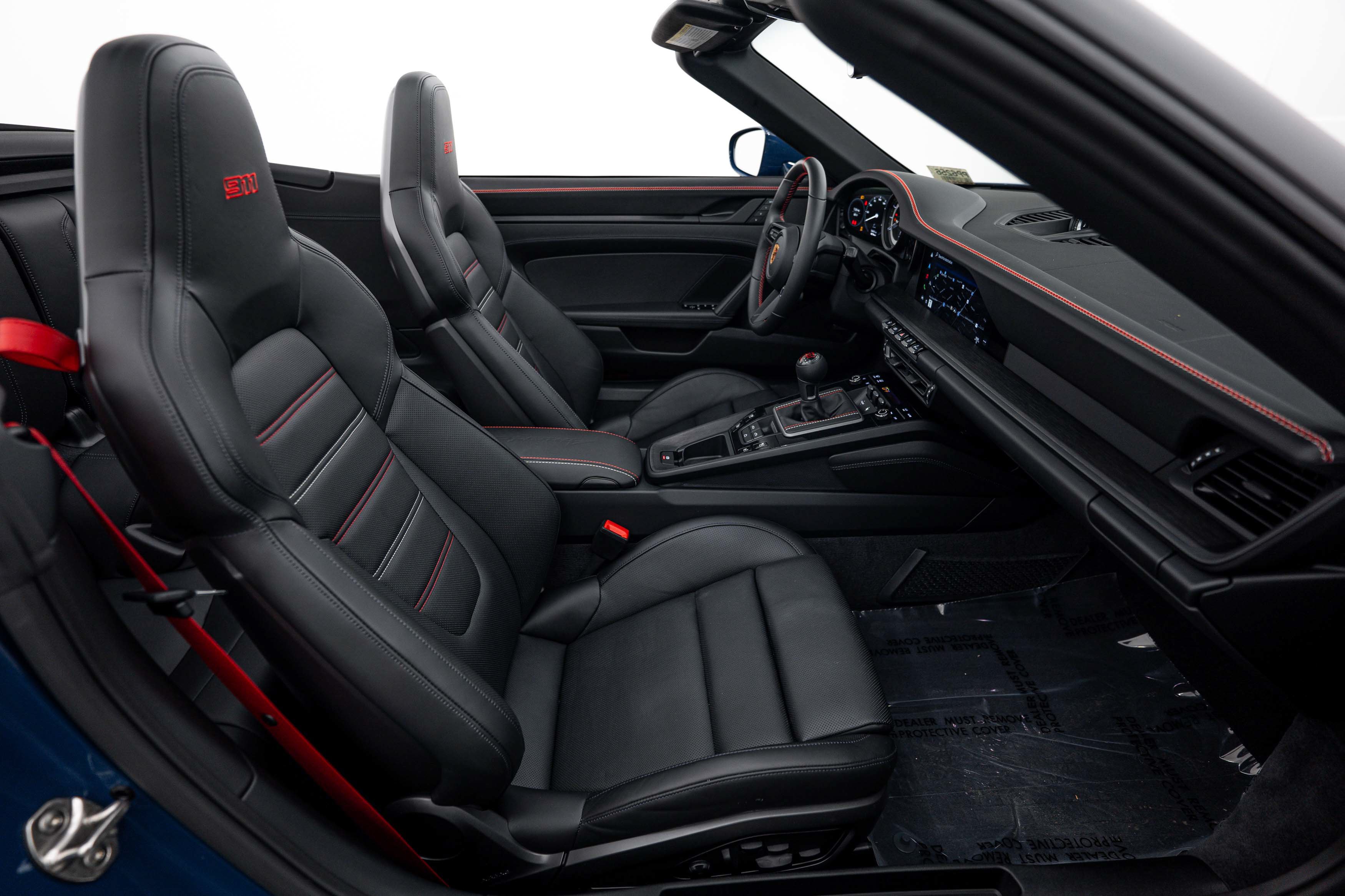 Certified 2023 Porsche 911 Carrera GTS RWD image 16