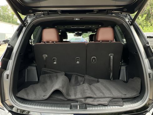 Used 2024 Kia Telluride EX w/ EX Captain's Chair Package AWD/4WD image 35