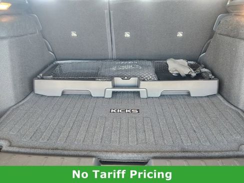 Certified 2025 Nissan Kicks SR image 30