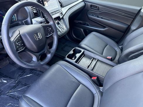 Certified 2024 Honda Odyssey EX-L image 4